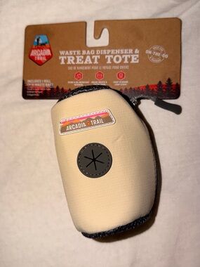 Arcadia Trail Cream Dog Waste Bag Dispenser with Gray Port